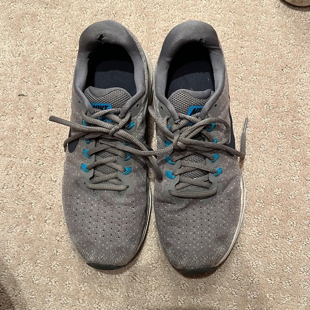 COPY - Nike Zoom Vomero 13. Size 7.5.
